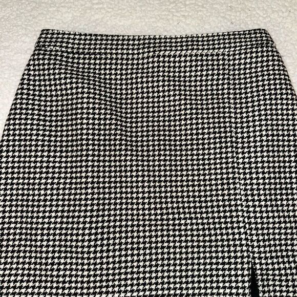 Hollister Ultra High Rise Skirt Black White Houndstooth Medium NWT - Picture 3 of 11